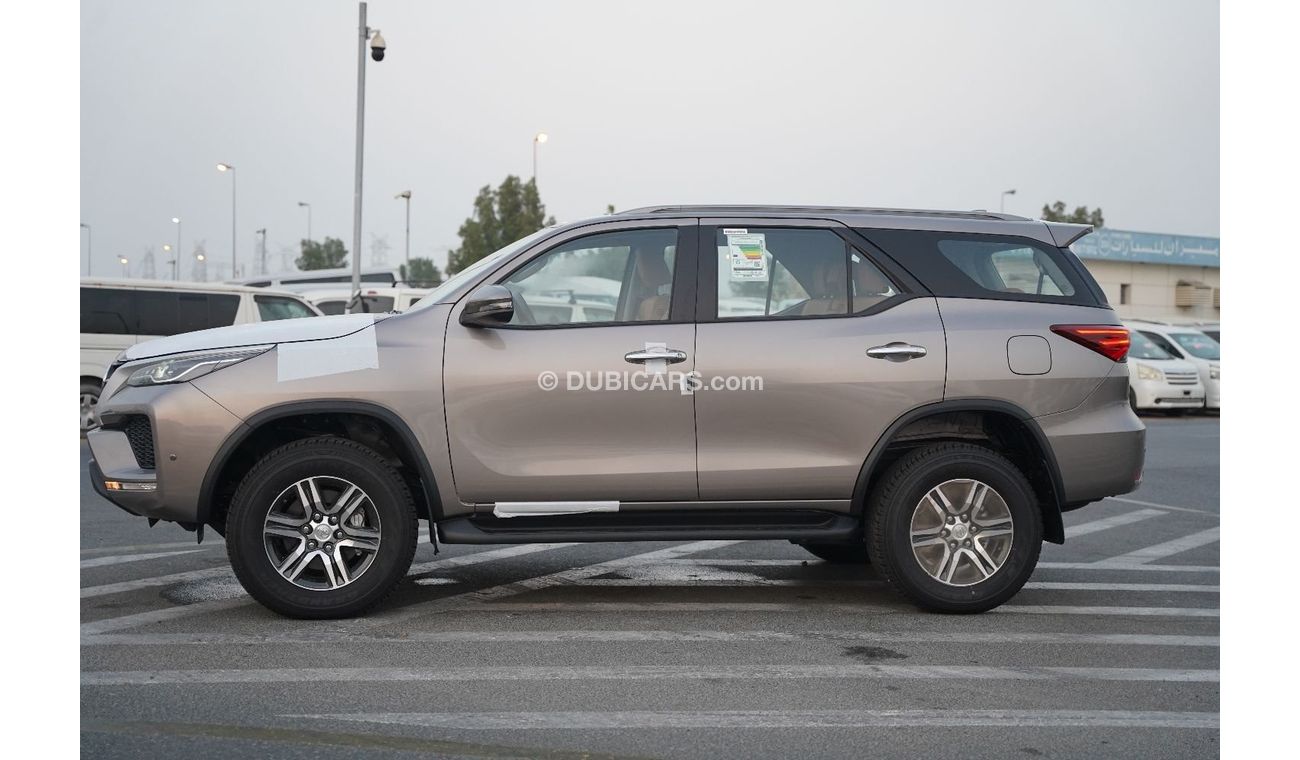 Toyota Fortuner MODEL 2022 GCC 2.7 FOR EXPORT ONLY