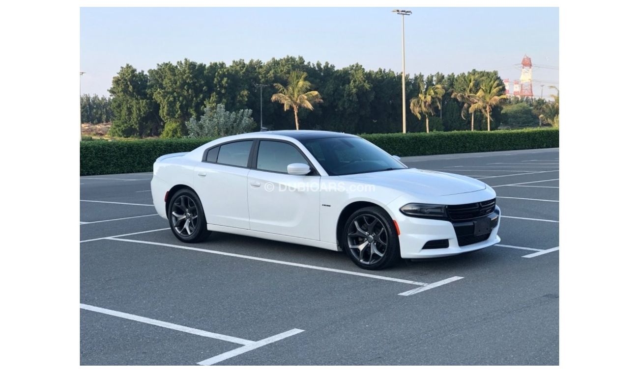 Dodge Charger R/T Road Track MODEL 2016 GCC CAR PERFECT CONDITION INSIDE AND OUTSIDE ORIGINAL PAINT