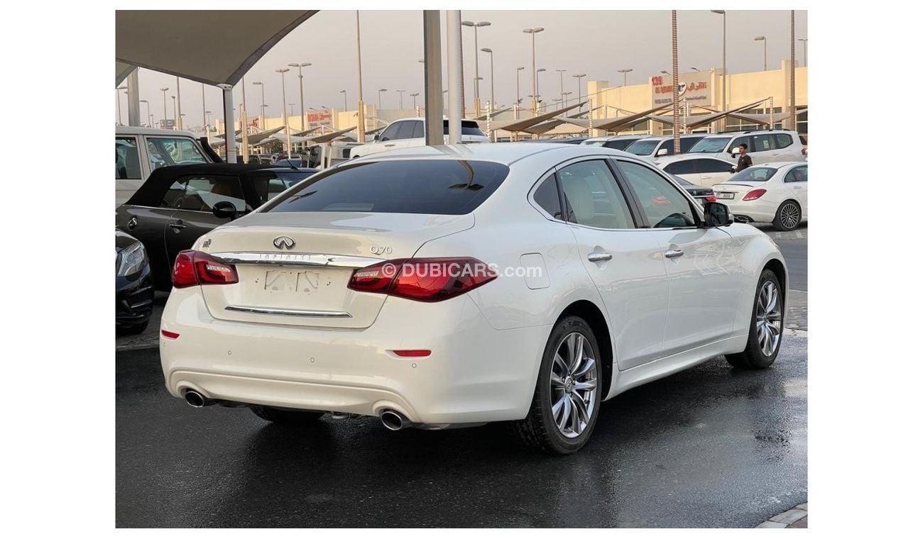 إنفينيتي Q70 لاكجري