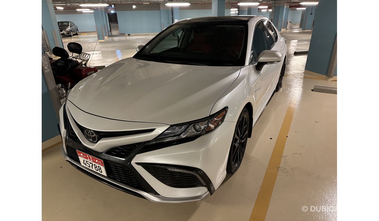 Toyota Camry XSE