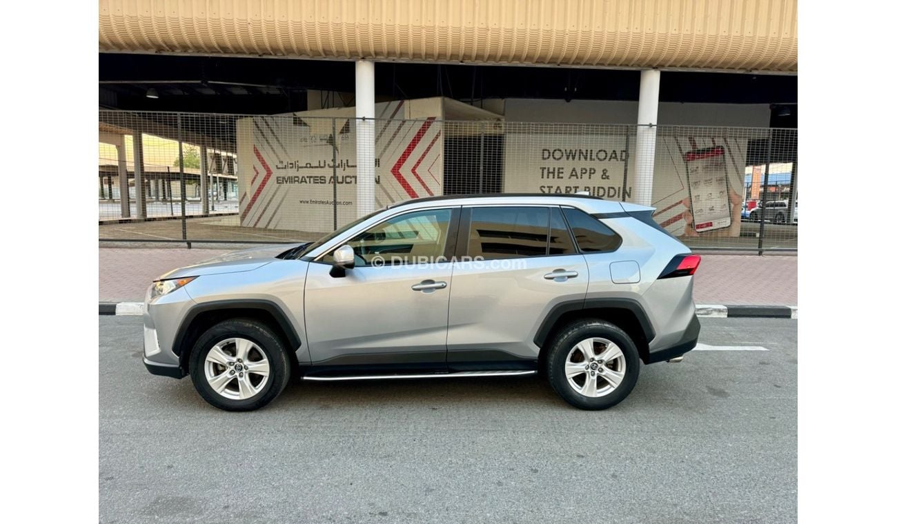 Toyota RAV4 2020 XLE PUSH START 4x4 US SPEC