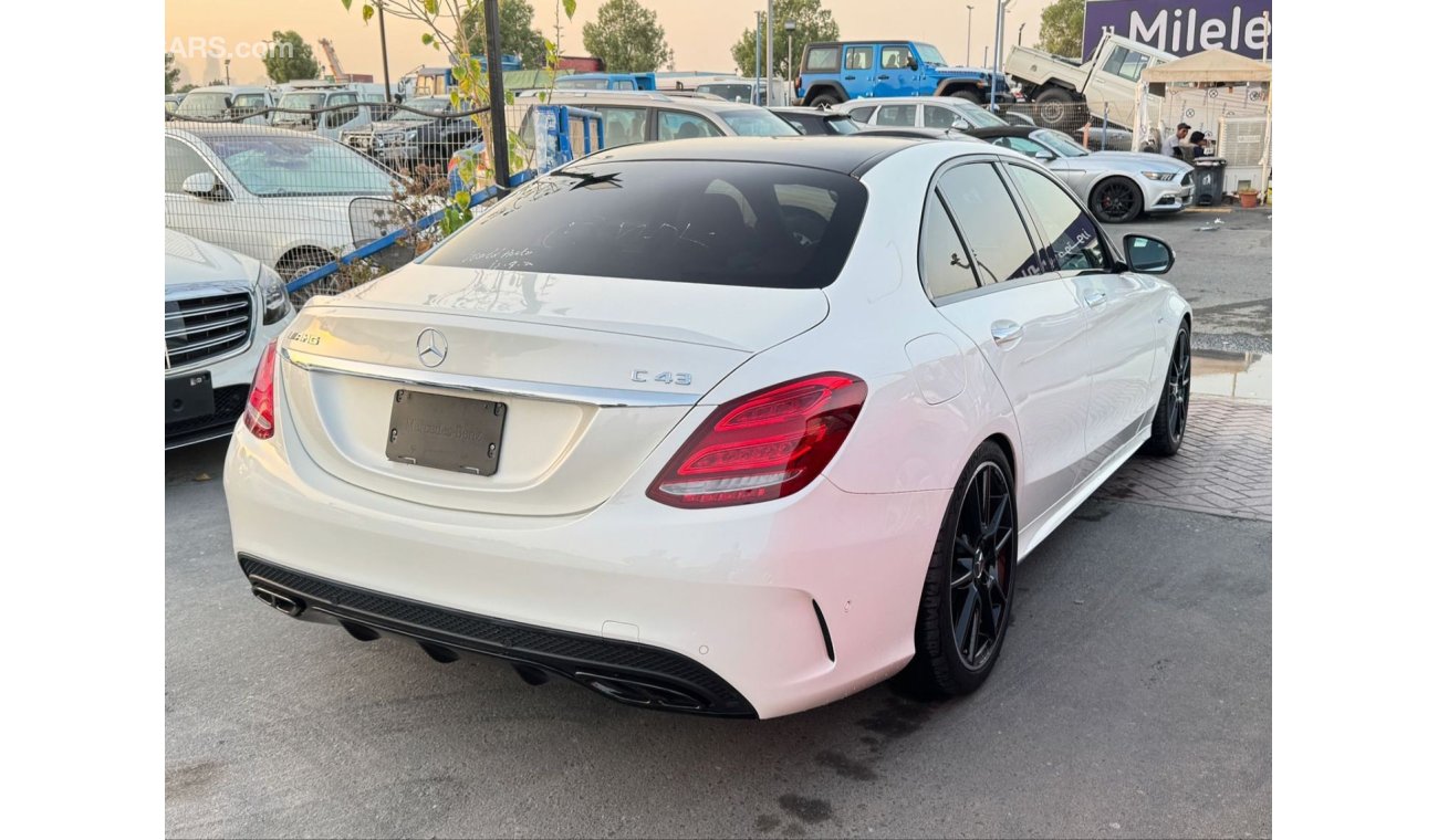 مرسيدس بنز C 43 AMG MERCEDES C43 2018 WHITE INSIDE RED JAPAN IMPORT WITH LOW MILLAGE