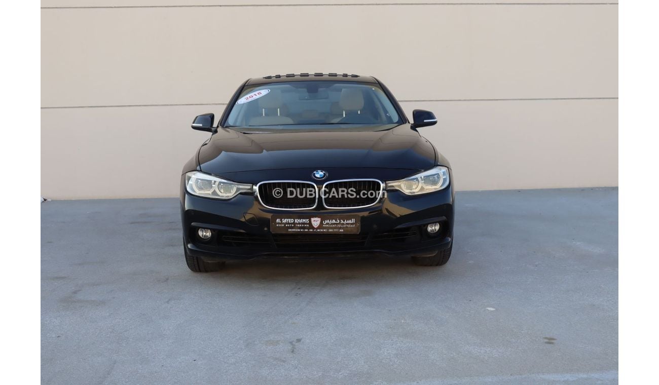 BMW 318i Executive ACCIDENTS FREE - GCC - ENGINE 1.5 TURBO - PERFECT CONDITION INSIDE OUT