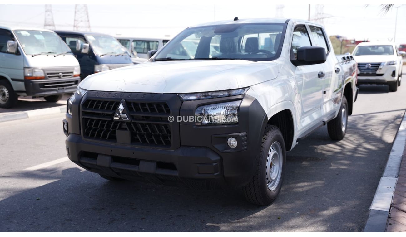 ميتسوبيشي L200 Mitsubishi L200 2.4L Petrol DCabin 2WD GL 5MT MY-2024