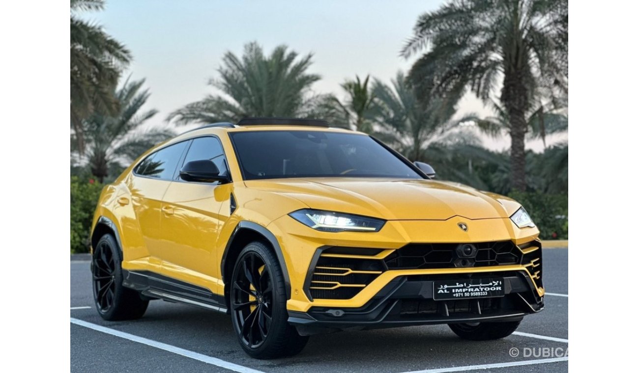 Lamborghini Urus Std Lamborghini Uris 2019 GCC full carbon fibre highest specification 57,000KM  360 camera Car play 