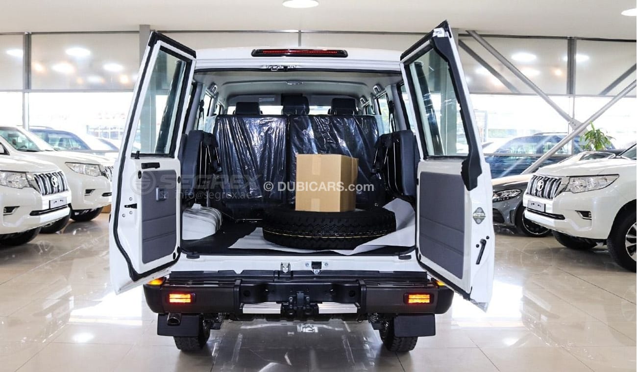 تويوتا لاند كروزر هارد توب LC76 4.2L Diesel 4WD 5M/T For Export