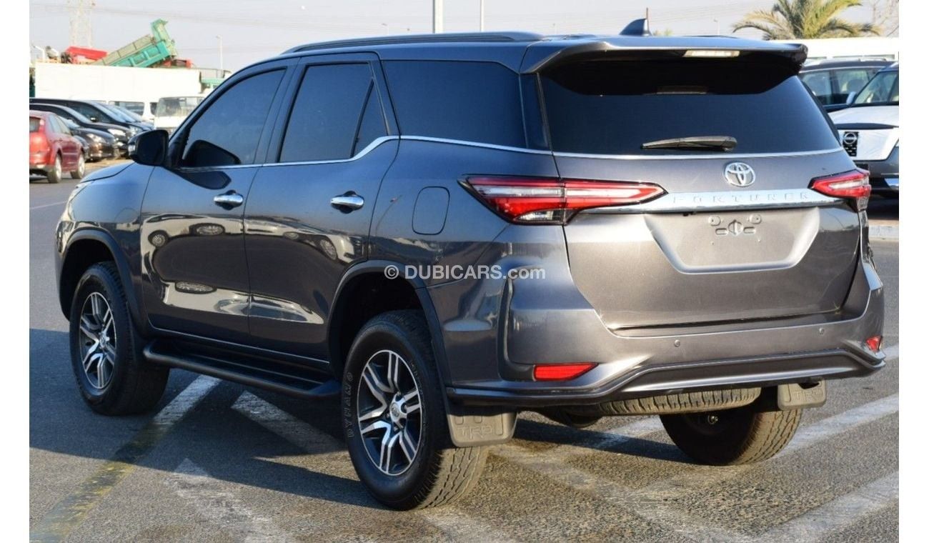 Toyota Fortuner 2019 Toyota Fortuner, 5dr SUV, 2.8L 4cyl 1GD Diesel Engine, Automatic, Four Wheel Drive, Australian 