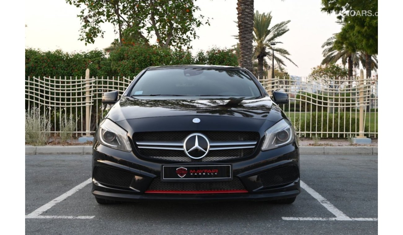 مرسيدس بنز A 250 0% DP -GCC SPECS - MERCEDESE A250 AMG KIT - 2.0 TURBO CHARGE I4 2014 - MINT CONDITION