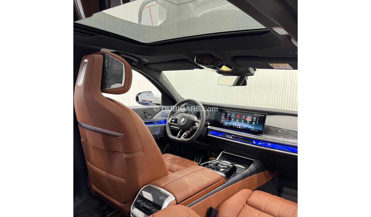 بي أم دبليو 740Li M-Sport 2023 BMW 740i M-Sport, June 2028 BMW Warranty + Service Pack, Fully Loaded, Very Low Kms, GC