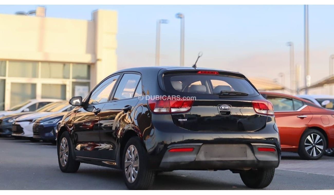 Kia Rio Kia Rio 1.6L 2019 GCC accident free in excellent condition 513 P.M