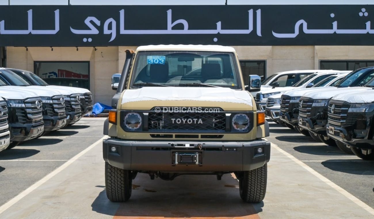 تويوتا لاند كروزر بيك آب 4.0 FULL LED SINGLE CAB