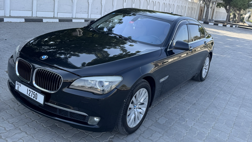 BMW 750Li 750i