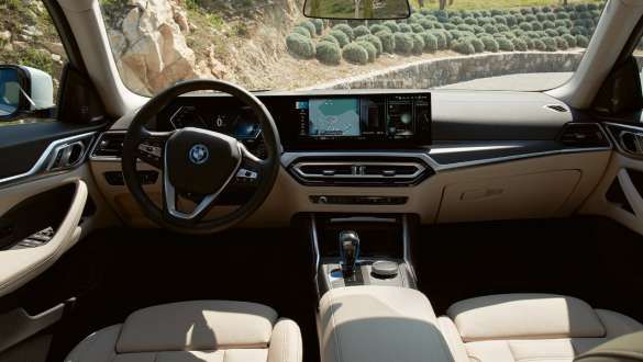 BMW i4 interior - Cockpit