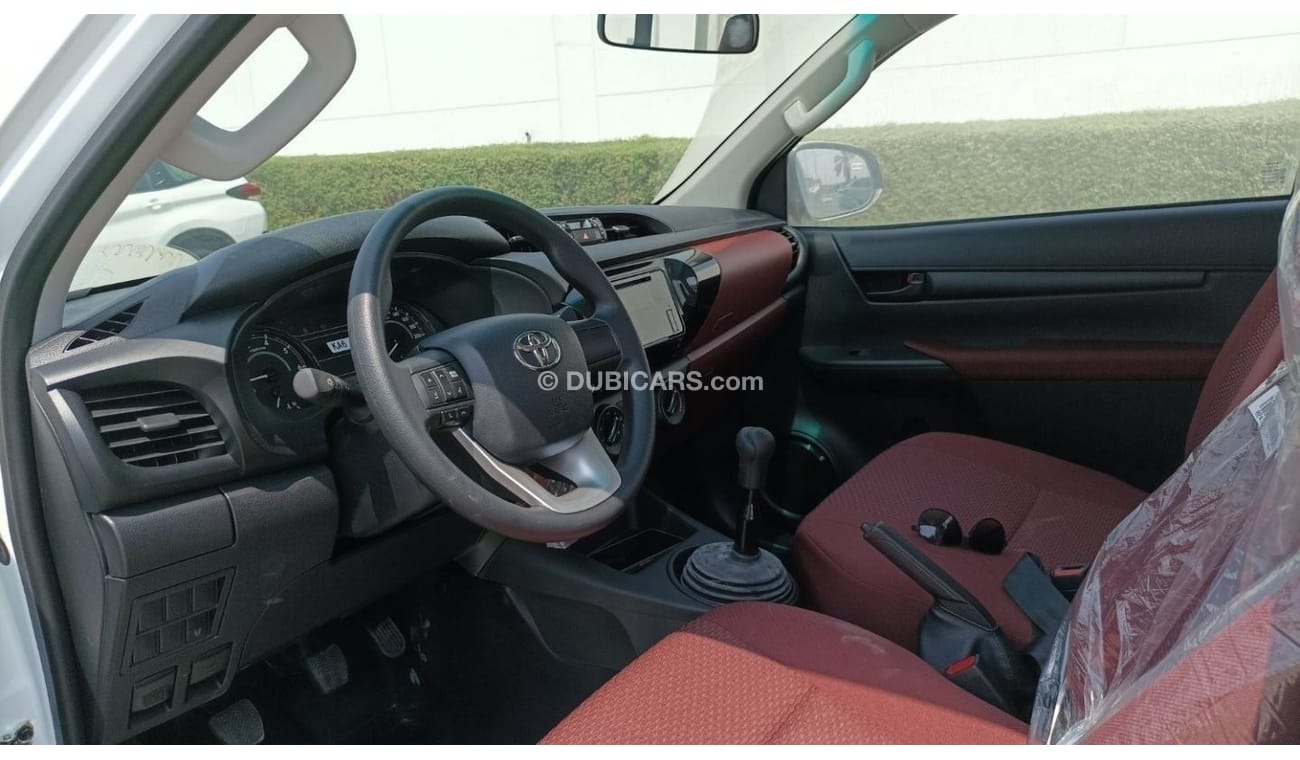 Toyota Hilux SINGLE CABIN DIESEL 2.4 LTR  MANUAL 4/4 POWER WINDOW CENTER LOCK WIHT REMOTE ,