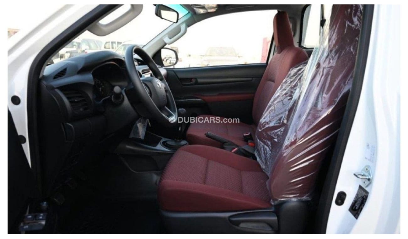 تويوتا هيلوكس Toyota Hilux Single Cab 2.4L Manual 2024