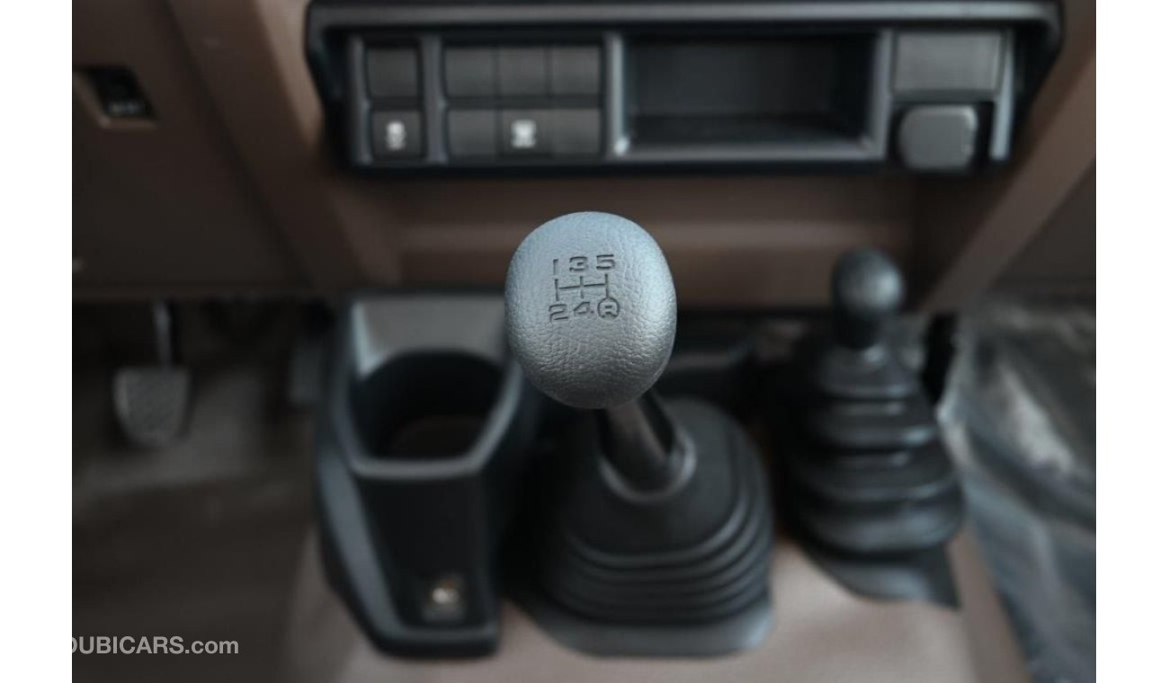 تويوتا لاند كروزر هارد توب V6 4.0L PETROL 4WD 9 SEAT MANUAL  TRANSMISSION