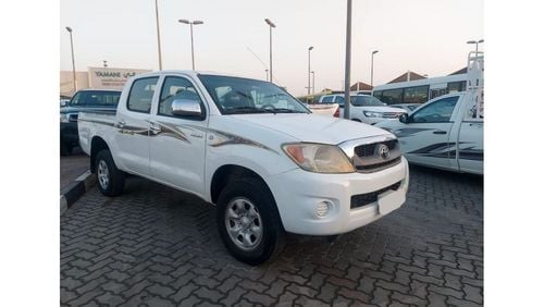 Toyota Hilux DC 2.4L 4WD DIESEL MANUAL TRANSMISSION