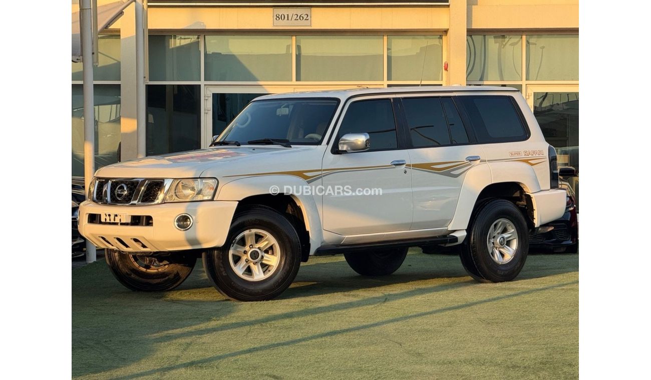 Nissan Patrol Safari Safari SV 4.8L M/T