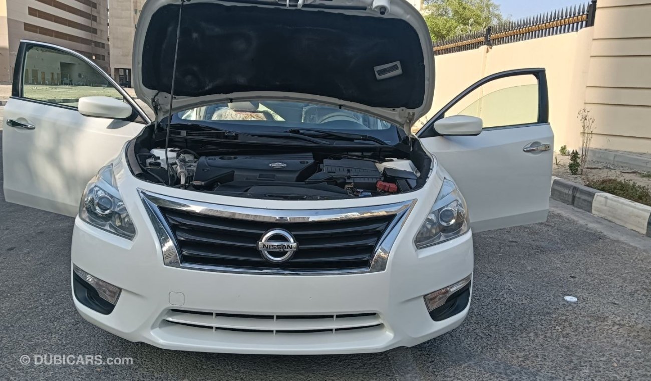 Nissan Altima SV