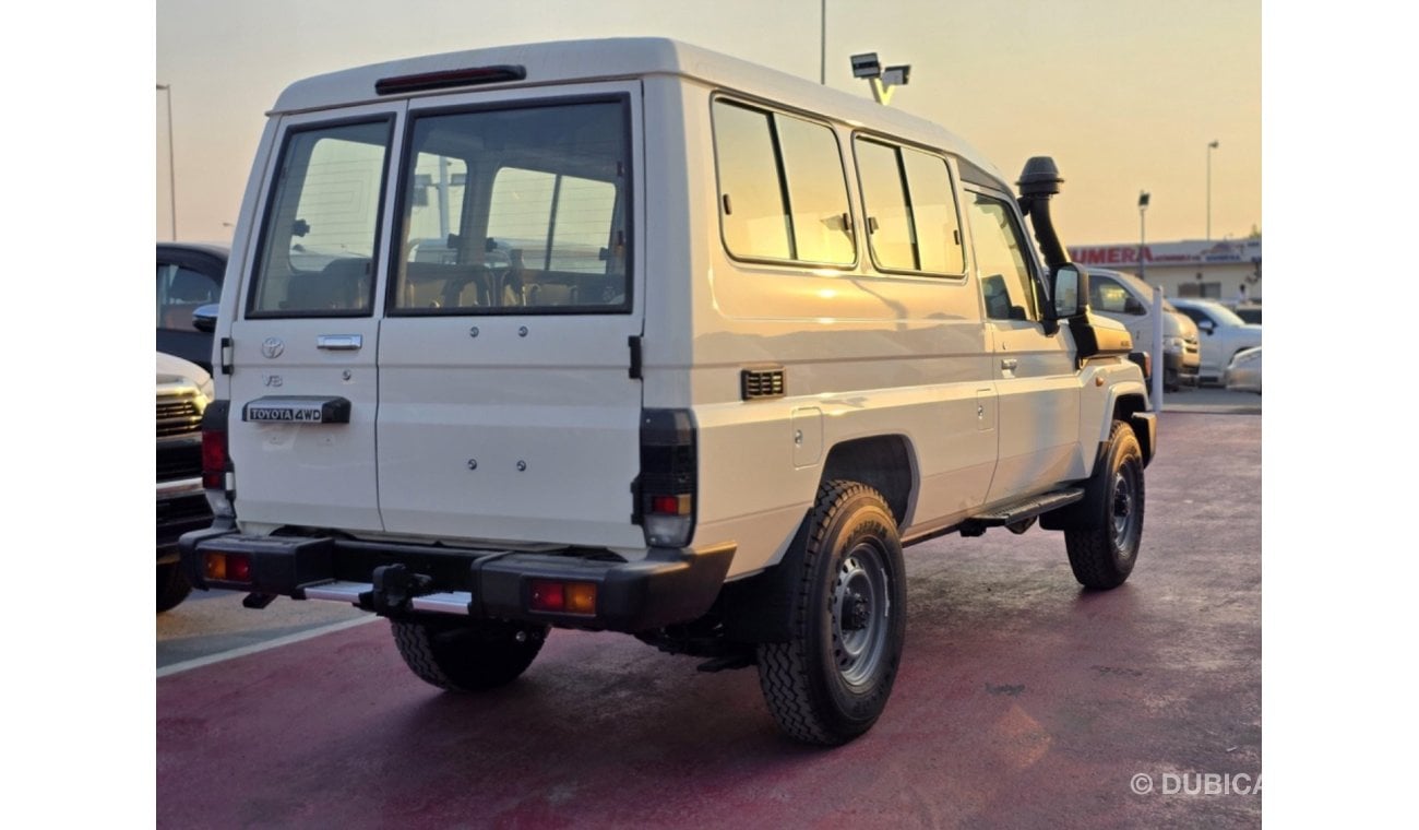 تويوتا لاند كروزر هارد توب 2024 TOYOTA LAND CRUISER HARDTOP (GRJ78) 4.5L DIESEL V8 4WD 3DOOR