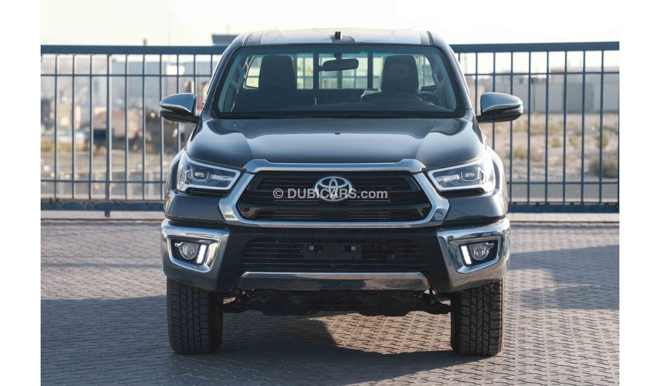 تويوتا هيلوكس 2023 Toyota Hilux 4x4 DC 2.4 HI SR5 - Grey Mettalic inside Black | Export Only