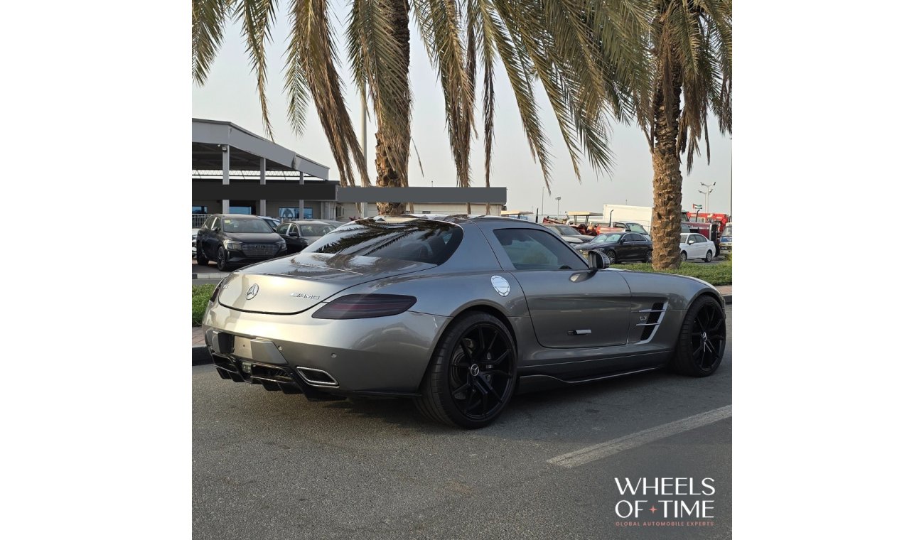 مرسيدس بنز SLS AMG 2011 Mercedes Benz SLS AMG 6.3L V18