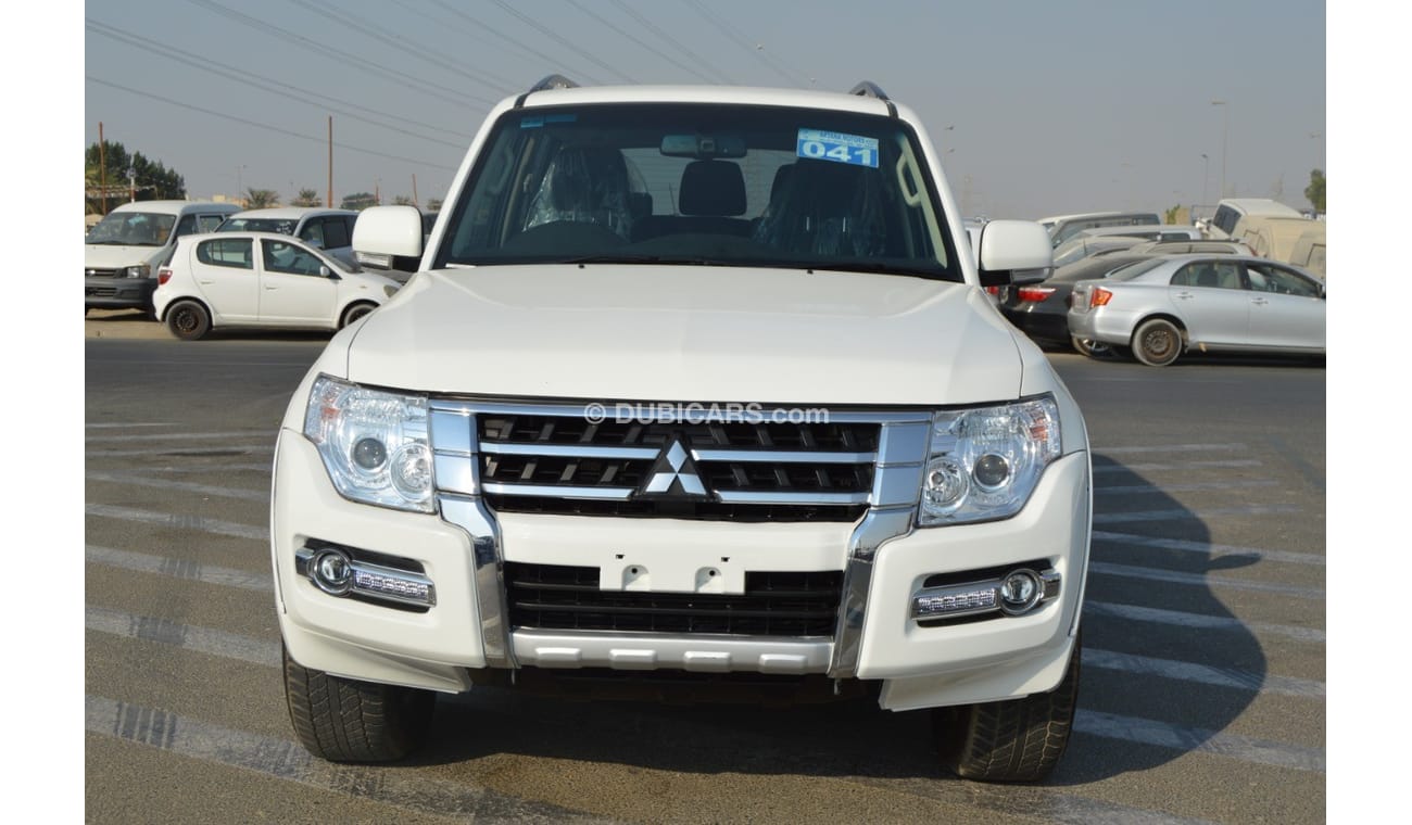 Mitsubishi Pajero Full option leather seats right hand drive