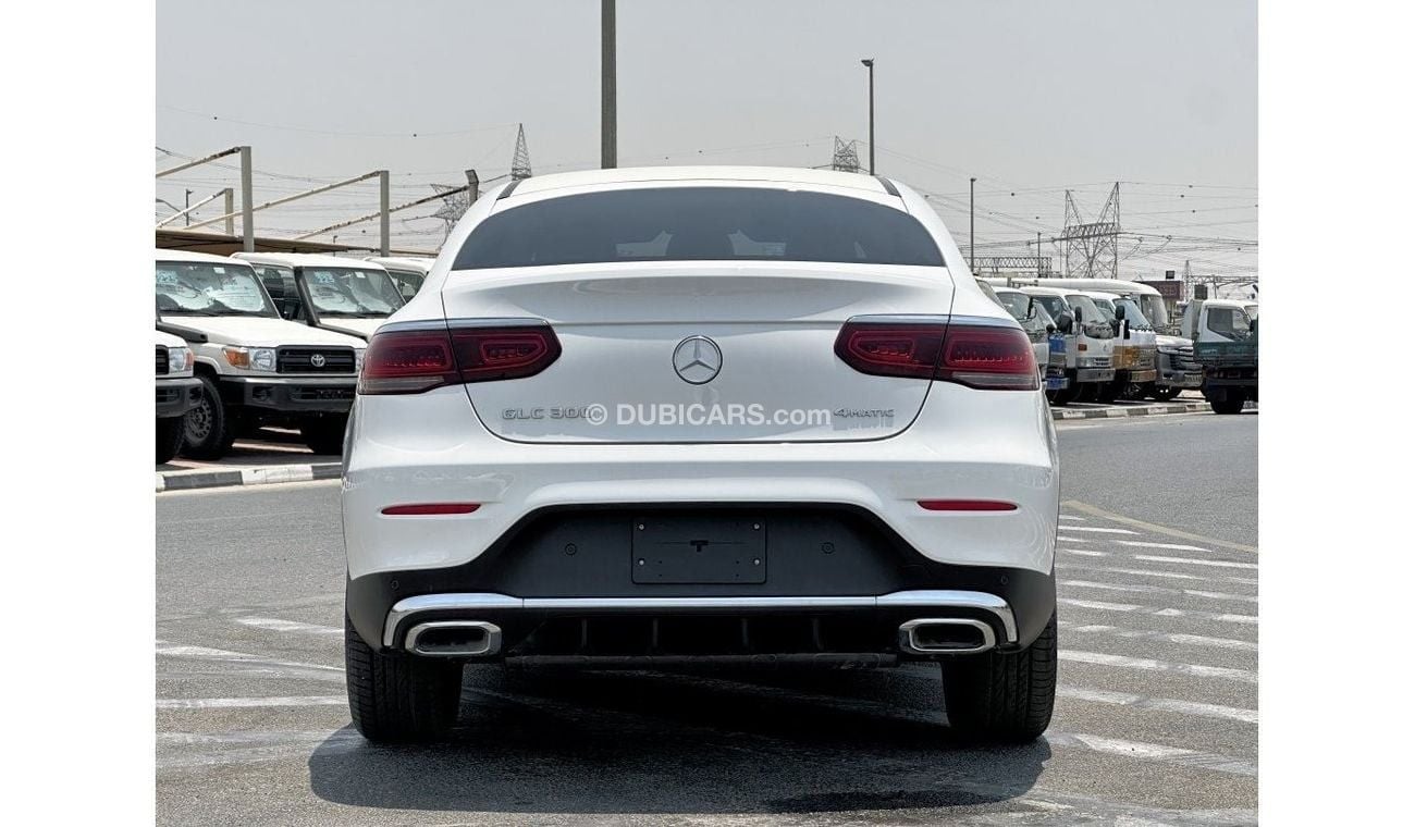 مرسيدس بنز GLC 300 2.0L 4matic Awd Coupe