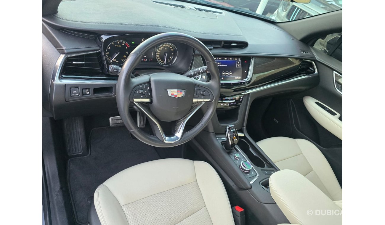 Cadillac XT6 Premium Luxury