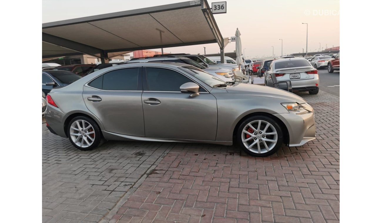 Lexus IS250 Premier n very good condition inside and outside