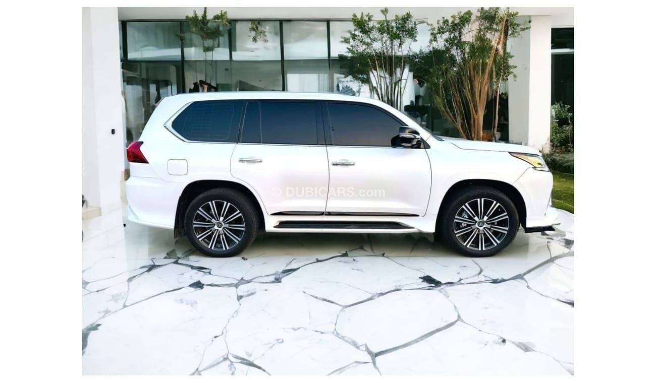 Lexus LX570 AED 5,420 PM | LEXUS LX 570 5.7L V8 | FULL SERVICE HISTORY | UNDER WARRANTY | GCC | PLATINUM | 0% DP