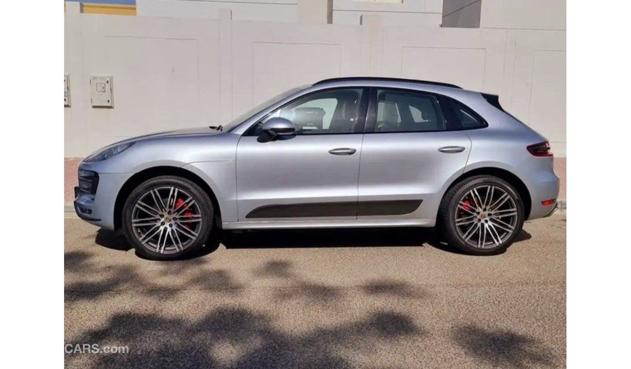 Porsche Macan Turbo