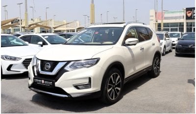 Nissan XTrail SV ACCIDENTS FREE - GCC - FULL OPTION - 7 STR - ORIGINAL PAINT - PERFECT CONDITION INSIDE OUT