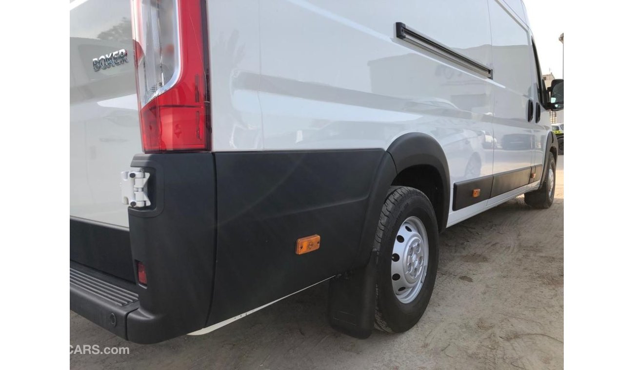 Peugeot Boxer Panel Van 2.2L Turbo BlueHDi 2024YM