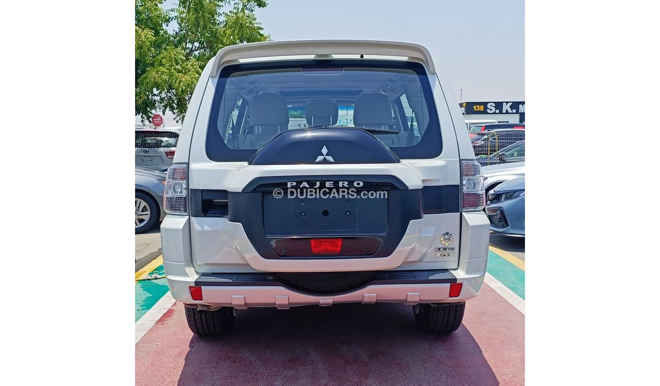 Mitsubishi Pajero // 889 AED Monthly // SUNROOF / ELECTRIC / LEATHER SEAT LOT / FOP  (LOT #16836 )