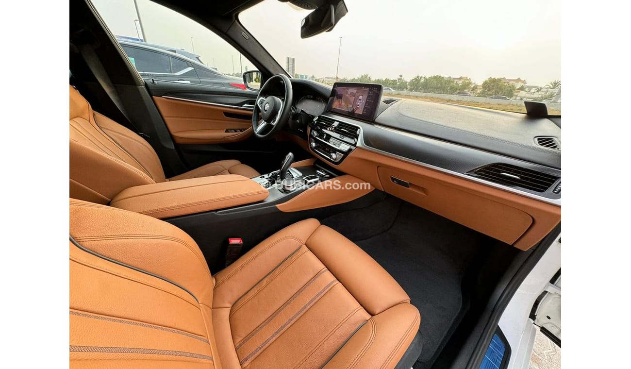 بي أم دبليو 520i BMW 520i 2023 full option