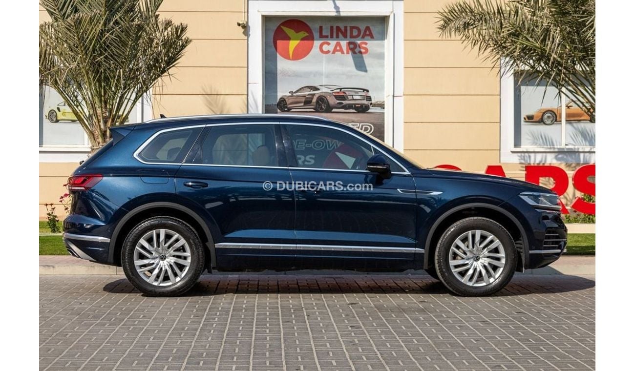 فولكس واجن طوارق Atmosphere 3.0L Volkswagen Touareg 2023 GCC under Agency Warranty and Service Contract with Flexible