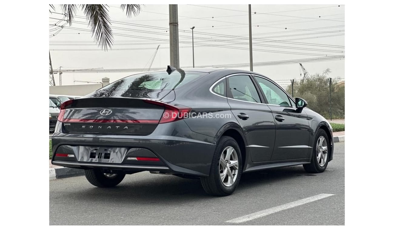 Hyundai Sonata 2021 HYUNDAI SONATA 2.5L  USA SPECS CLEAN TITLE ENGINE GEAR CHASSIS GUARANTEE 21000 miles 32000 km