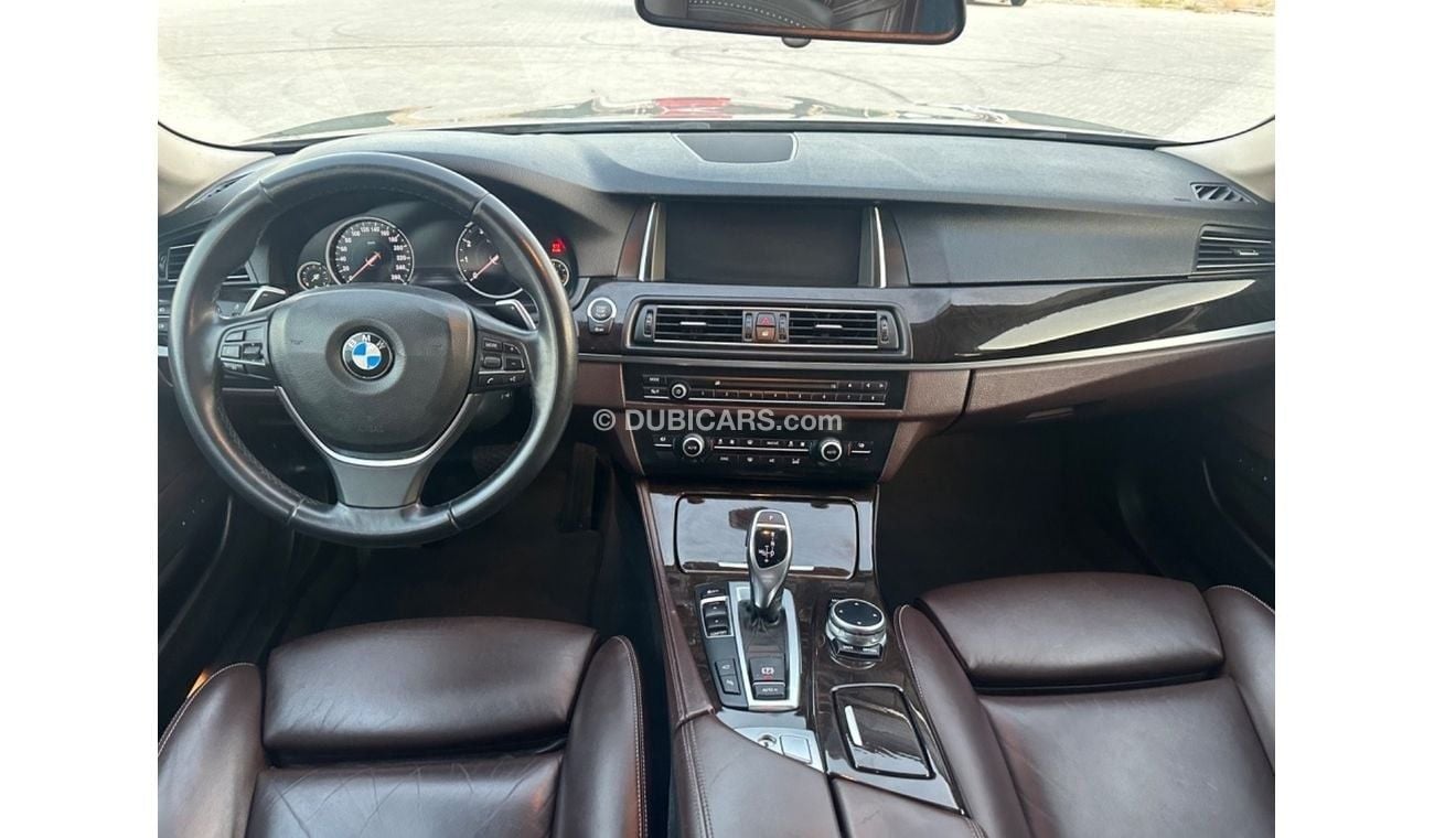 BMW 535i Luxury 3.0L BMW 535 luxury model 2015 GCC ONE OWNER 2 key special order