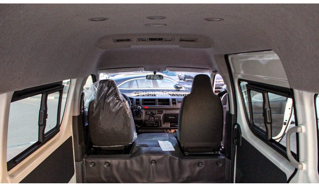 Toyota Hiace DLS -Standard Roof  Panal Van 2.5L DLX WIDE AC VAN MT