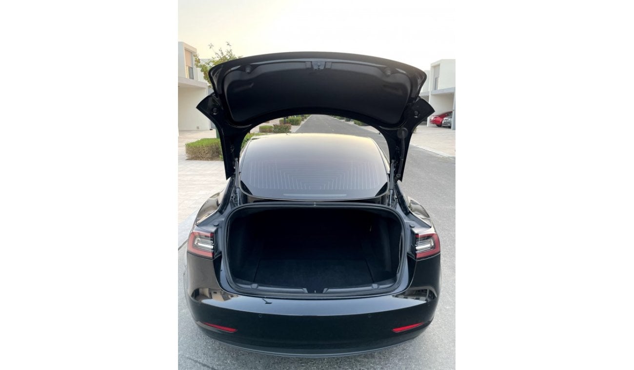 Tesla Model 3 Long Range