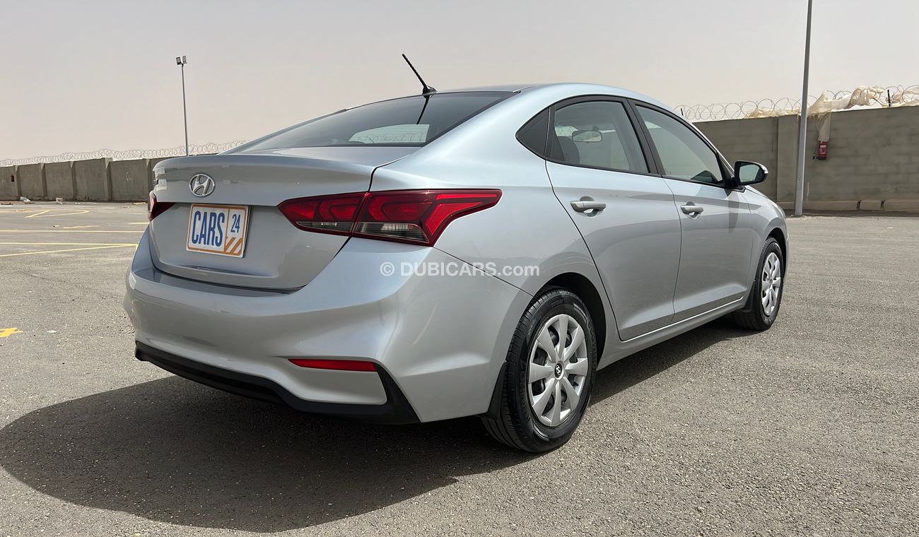 Used Hyundai Accent 1400 2020 for sale in Dubai - 566971