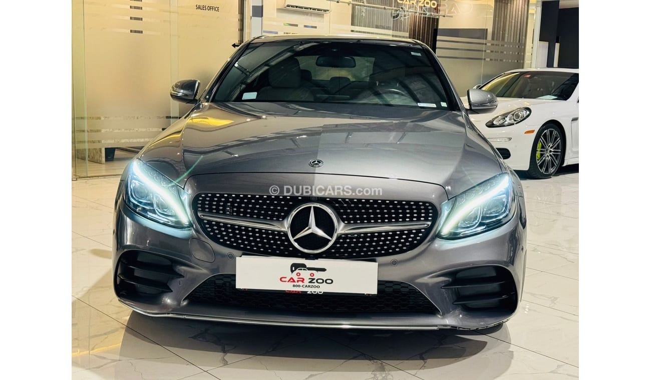 مرسيدس بنز C 300 لاكجري