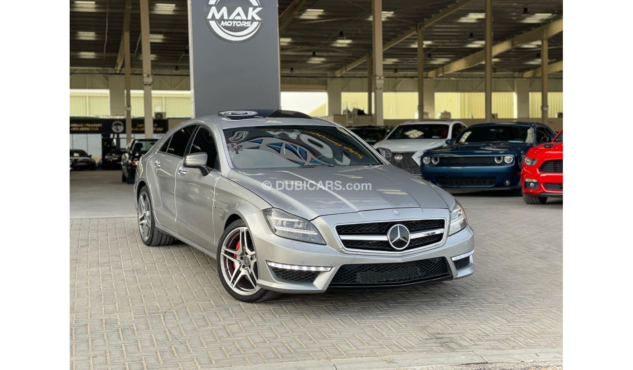 Mercedes-Benz CLS 63 AMG مرسيدس CLS 63 ///AMG موديل 2013 خليجي مسرفس كامل وبحالة ممتازة جدا ما يحتاج ايا شي  فول كاربون فايبر