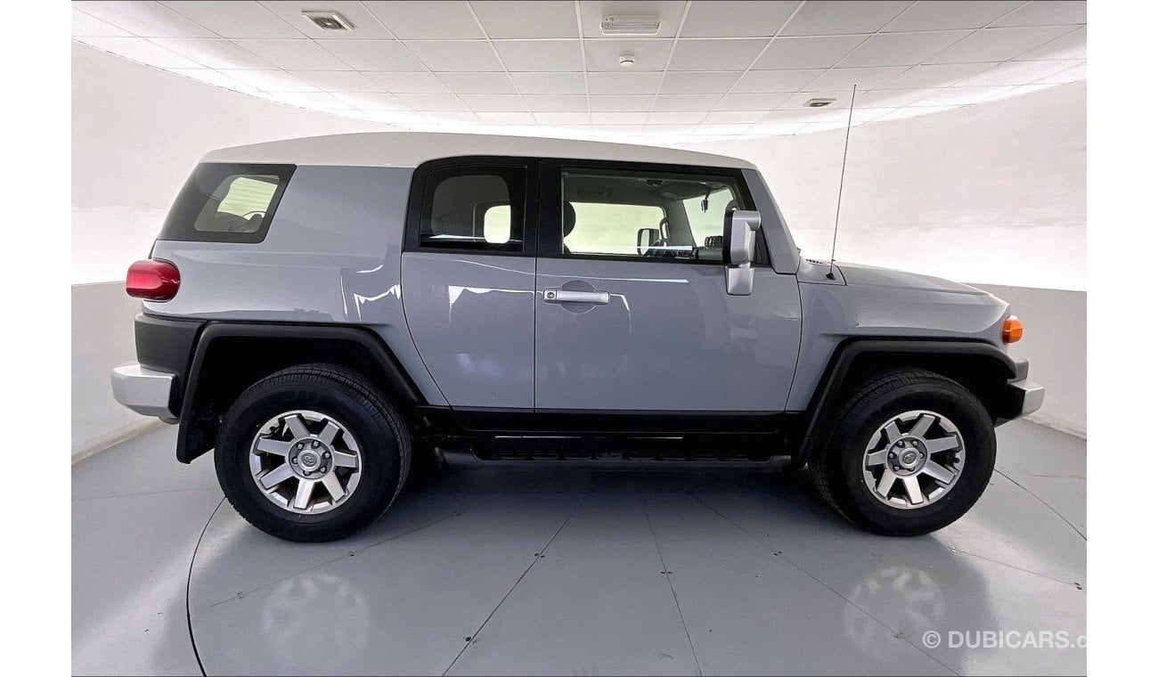 Toyota FJ Cruiser GXR | 1 year free warranty | 0 Down Payment