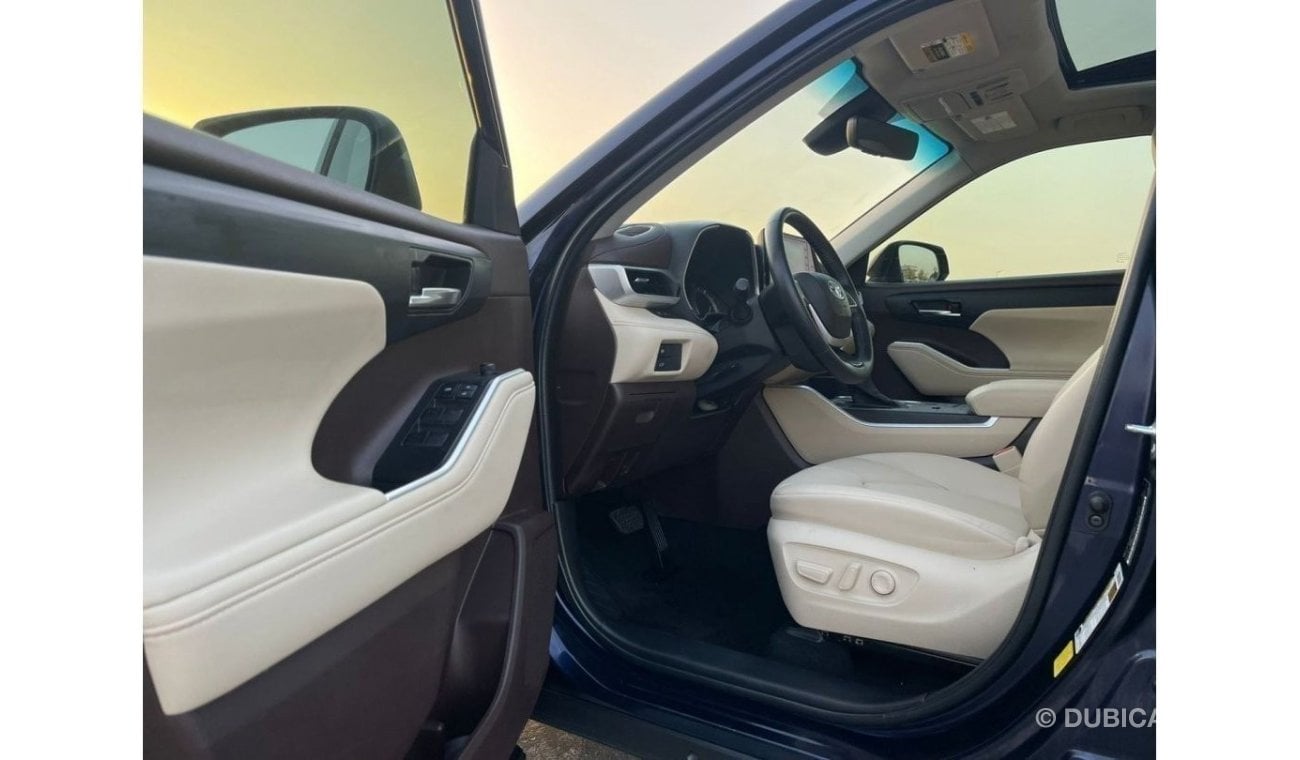 تويوتا هايلاندر 2022 Toyota Highlander XLE Full Option Inside Special Beige With Radar /