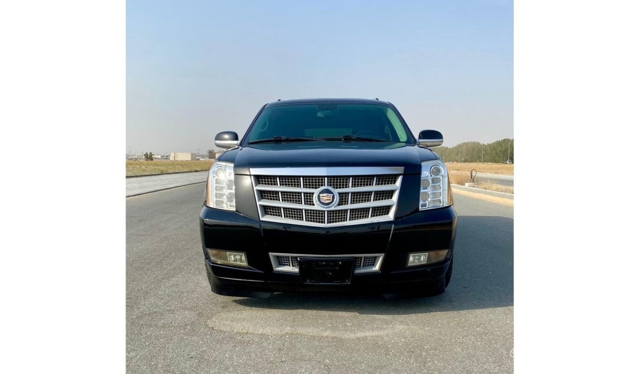 Cadillac Escalade ESV Good condition car GCC