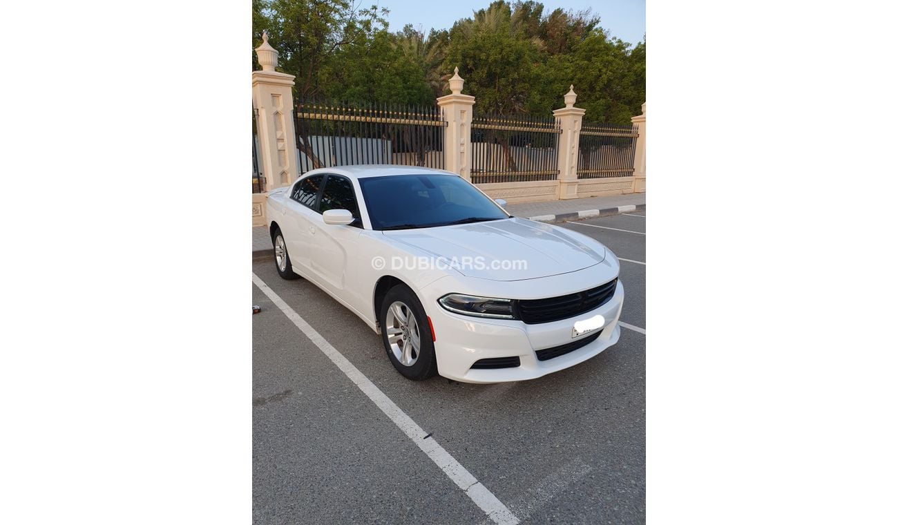 Dodge Charger SXT