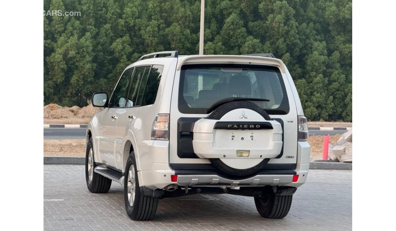 Mitsubishi Pajero GLS Top