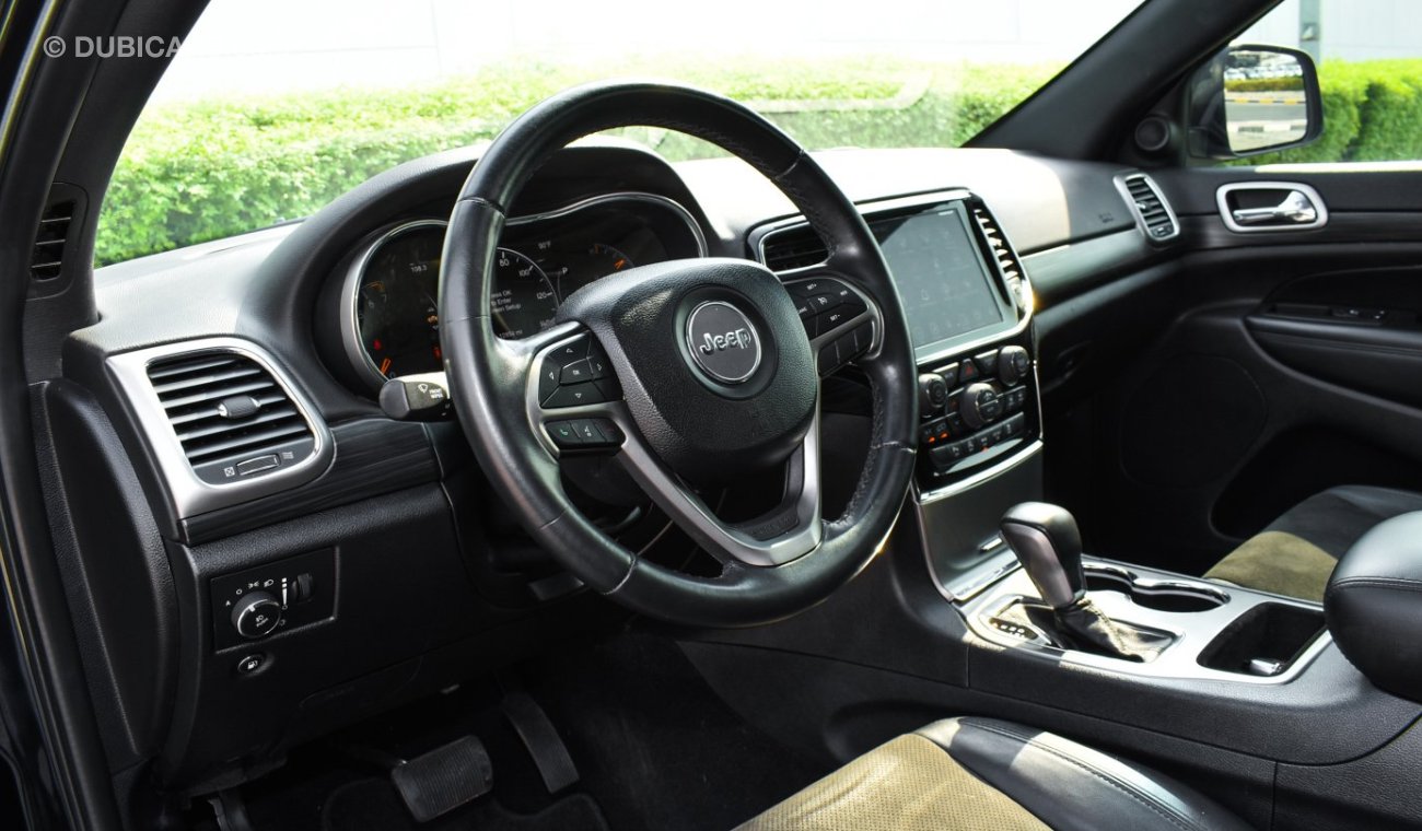 Jeep Grand Cherokee 3.6L V6  With SRT Badge